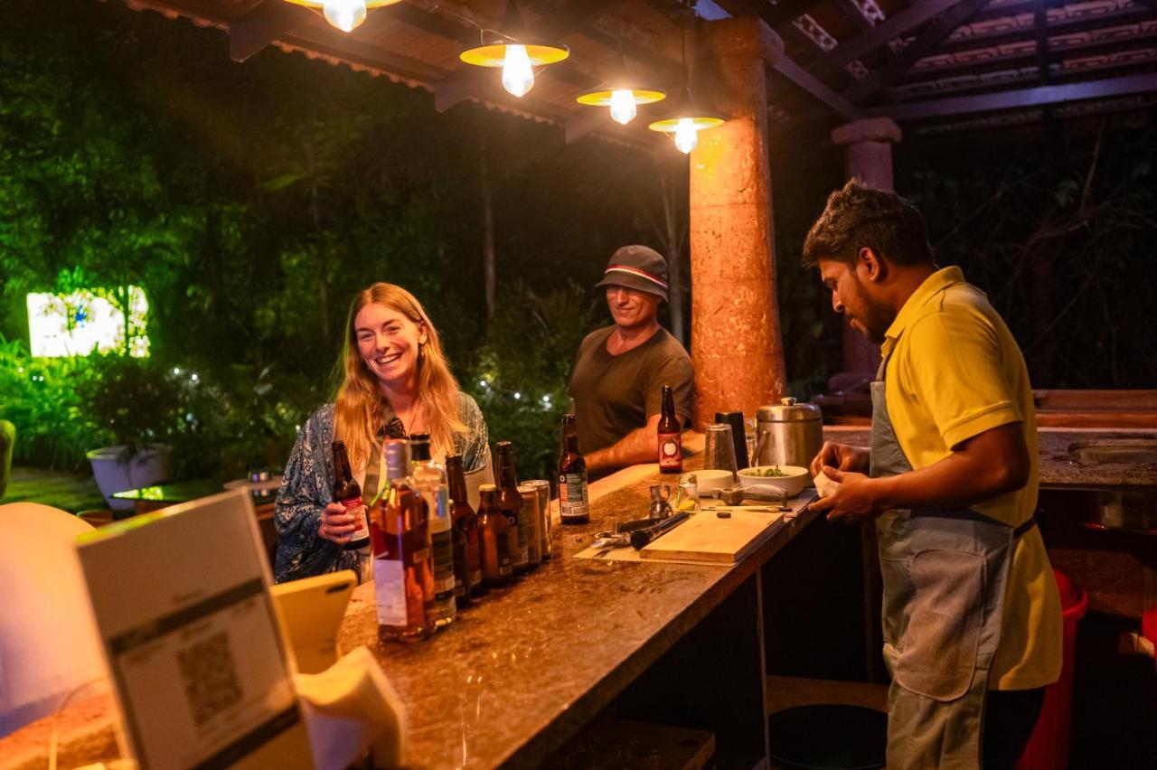Locomo Boutique, Morjim - Stay Work Eat Extérieur photo