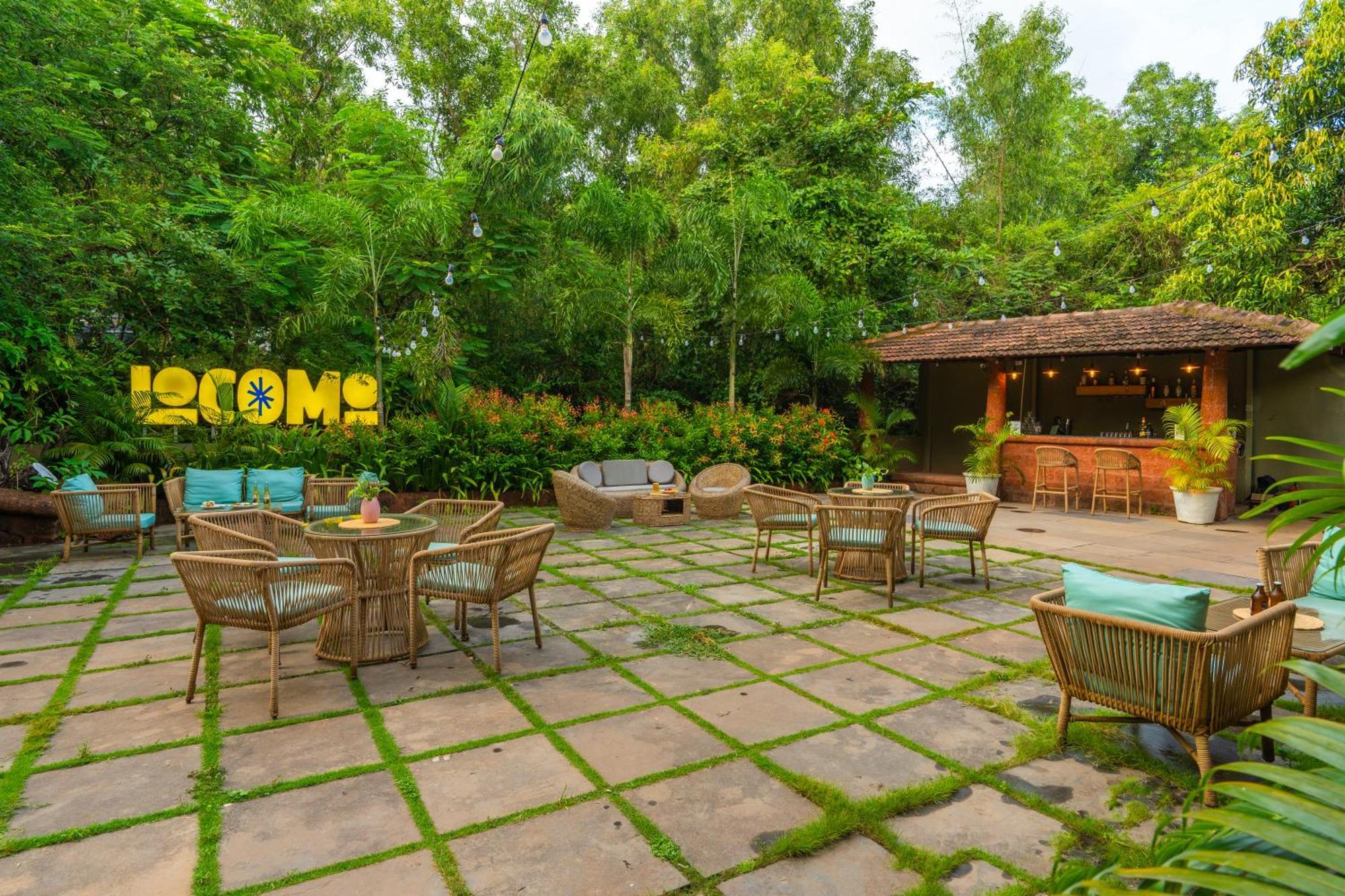Locomo Boutique, Morjim - Stay Work Eat Extérieur photo