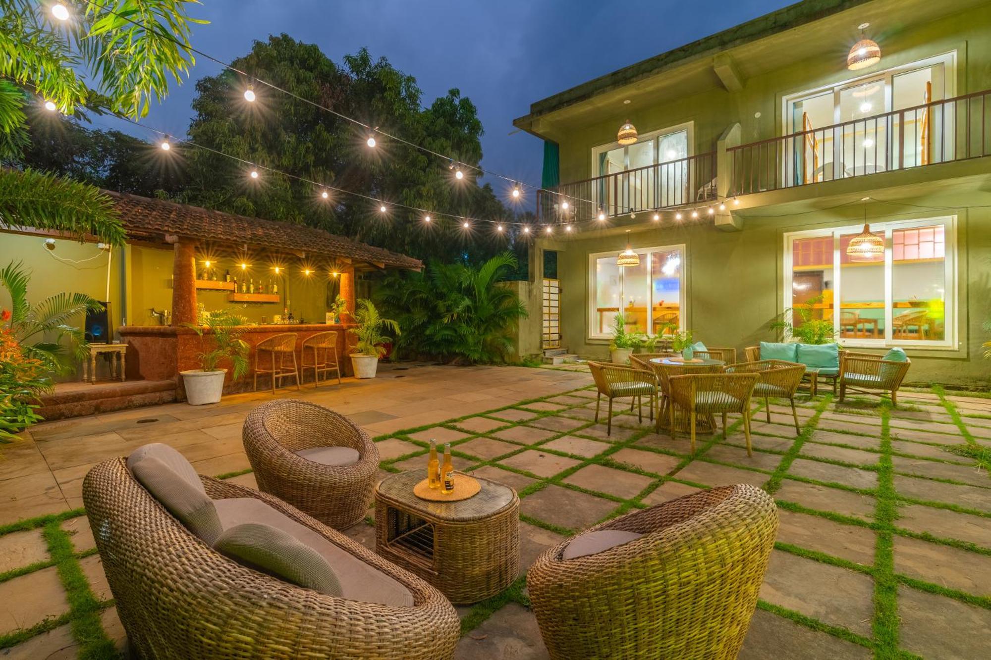 Locomo Boutique, Morjim - Stay Work Eat Extérieur photo