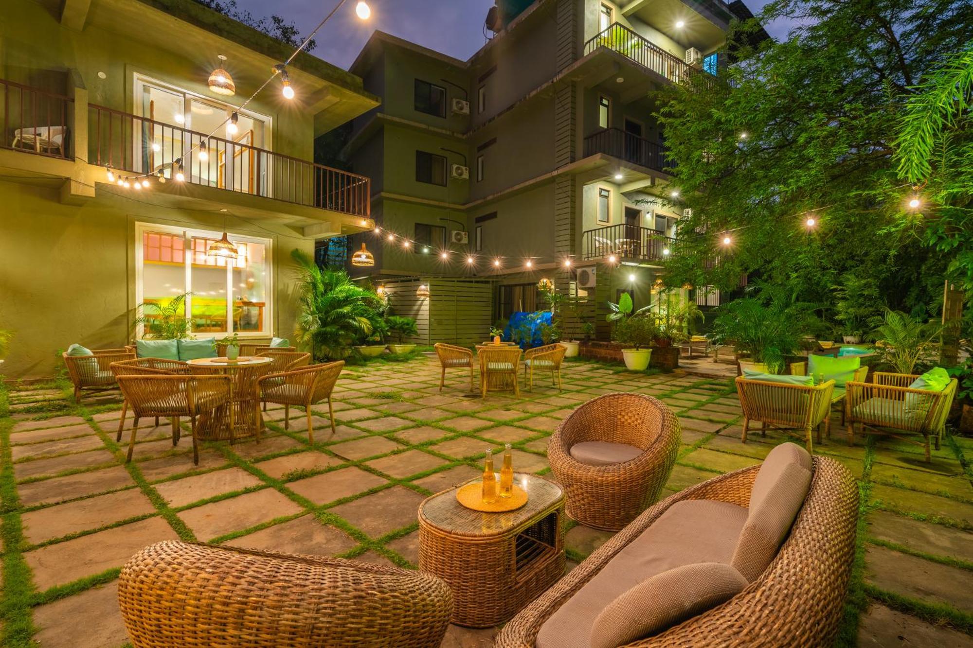 Locomo Boutique, Morjim - Stay Work Eat Extérieur photo