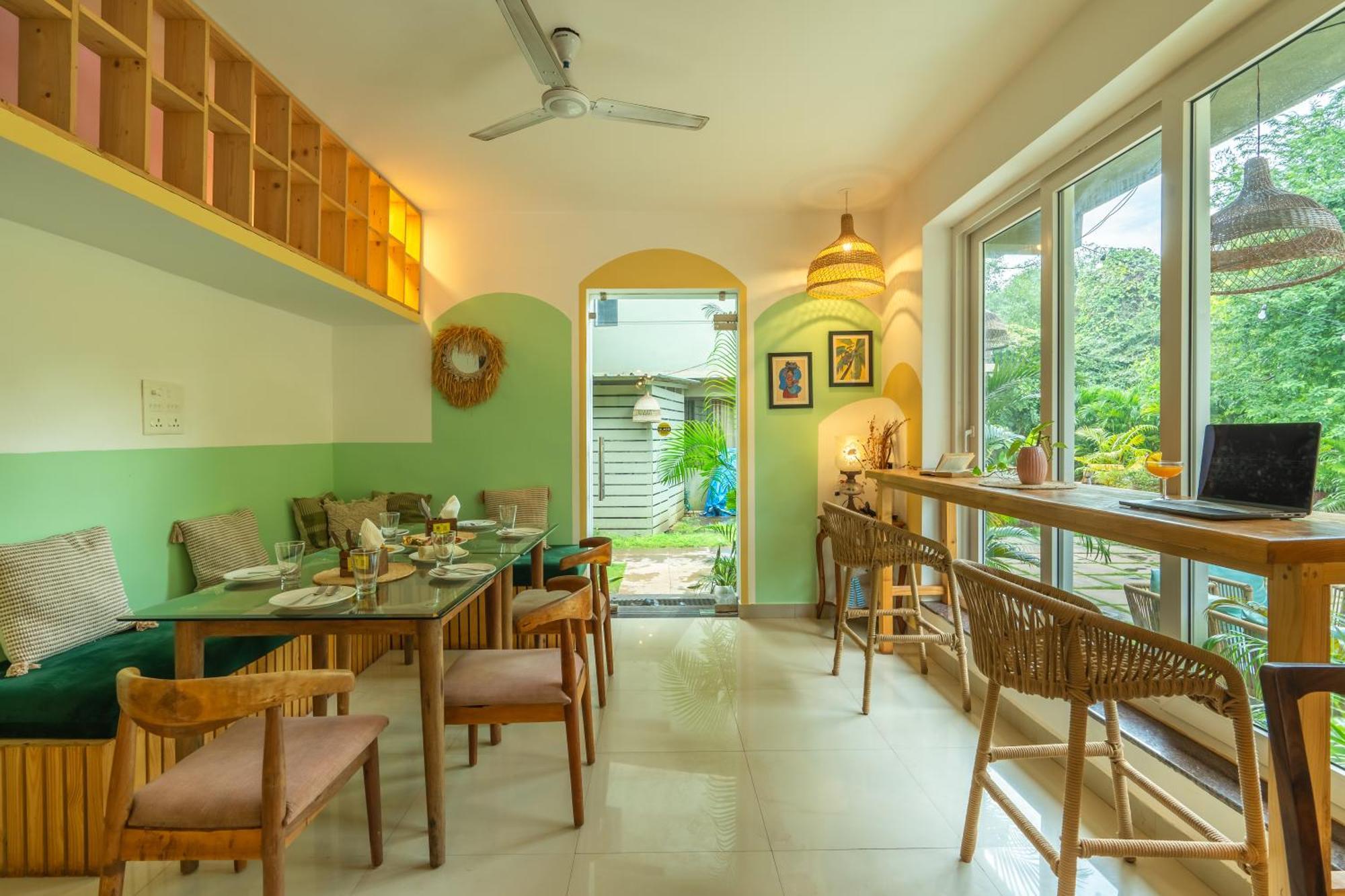 Locomo Boutique, Morjim - Stay Work Eat Extérieur photo
