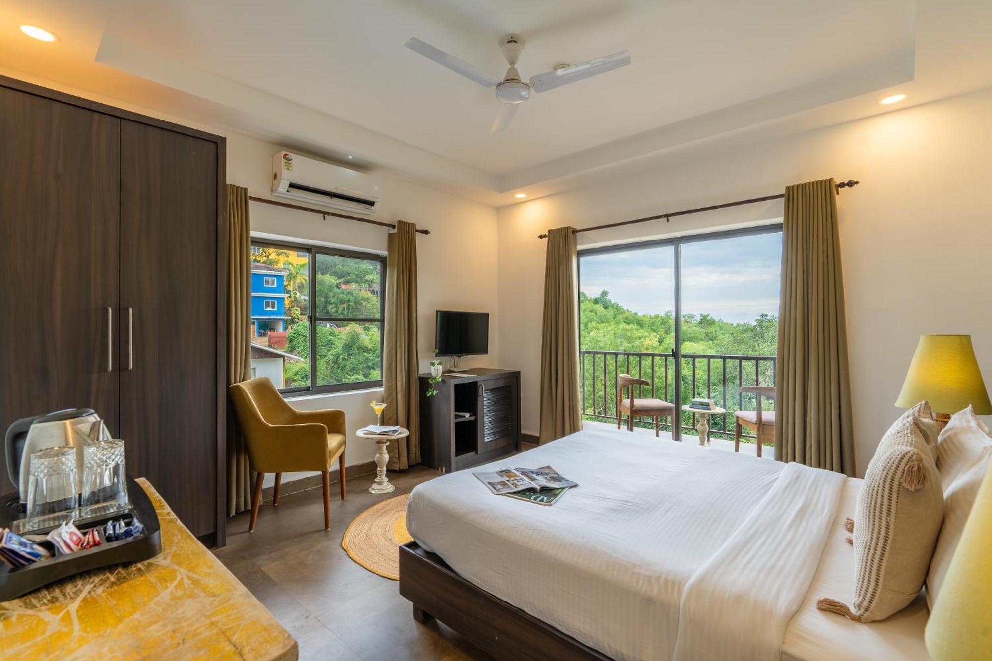 Locomo Boutique, Morjim - Stay Work Eat Extérieur photo