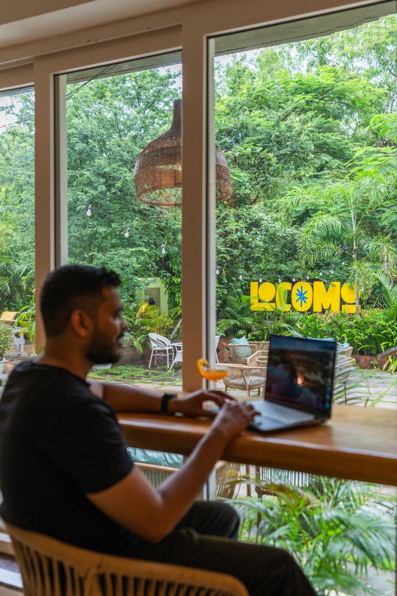 Locomo Boutique, Morjim - Stay Work Eat Extérieur photo