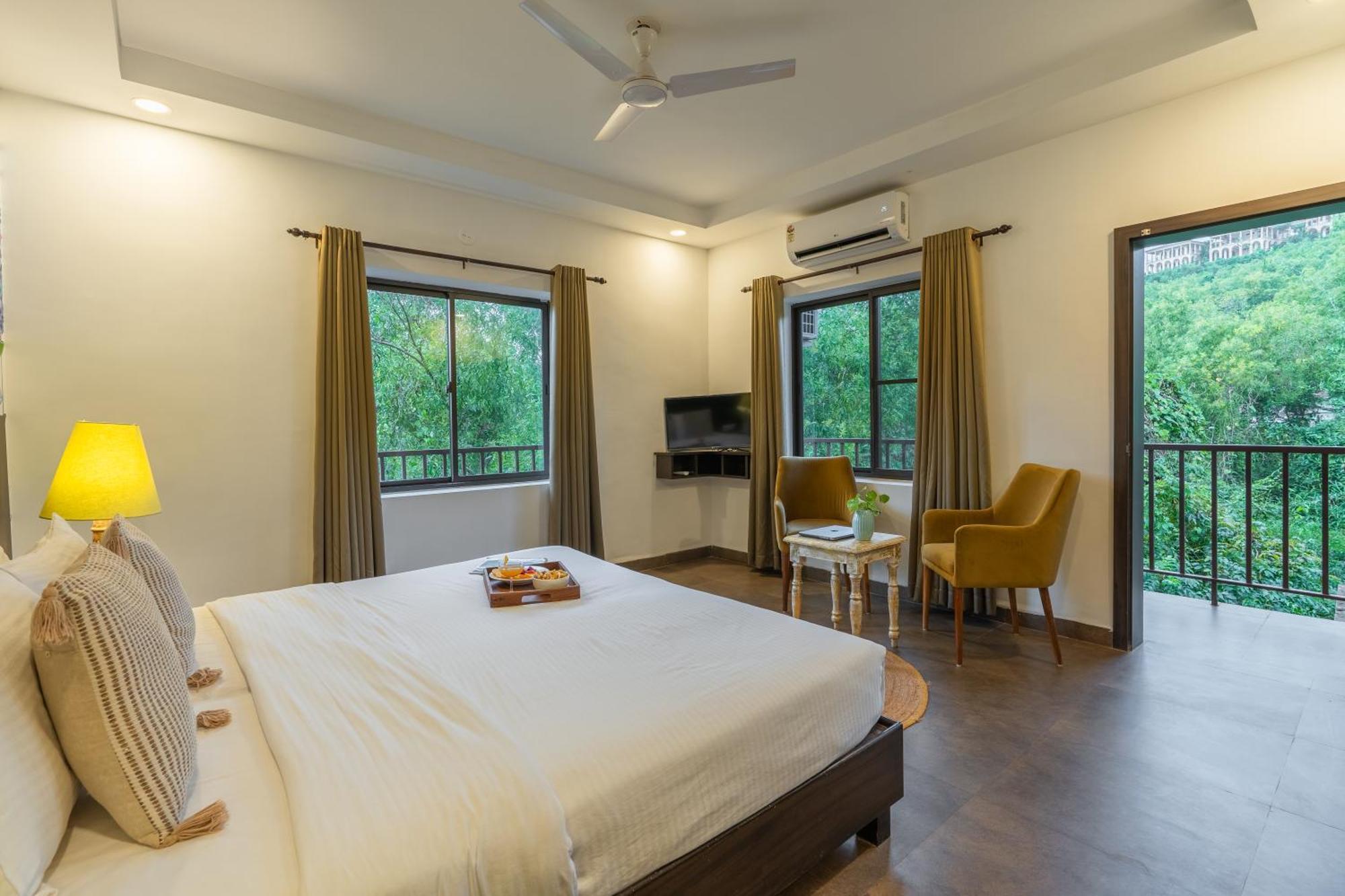 Locomo Boutique, Morjim - Stay Work Eat Extérieur photo